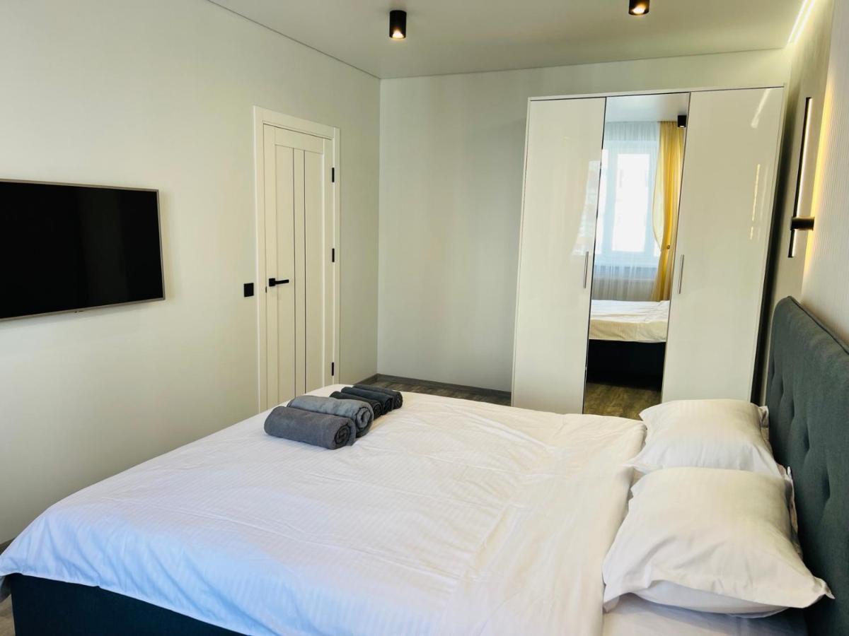Gold Apartment Vysochana18 Ivano Frankivsk Bagian luar foto
