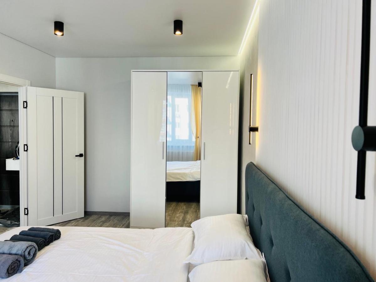 Gold Apartment Vysochana18 Ivano Frankivsk Bagian luar foto